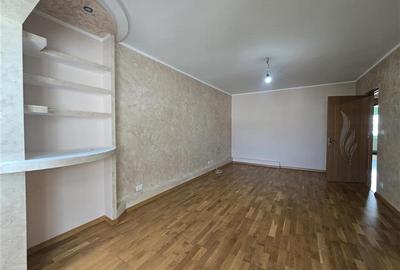 Apartament cu 3 camere decomandat în Nord - 8