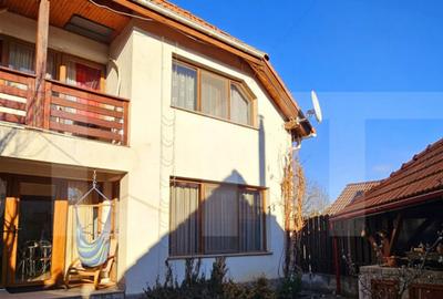 Casă cu 7 camere cu Teren 730 Mp în Simeria