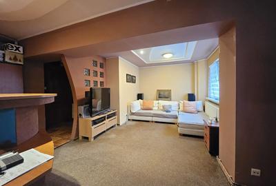 Oferta inchiriere spatiu birou, Craiovei, mobilat, 330 euro - 2