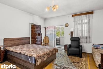 Casă cu 4 camere cu Teren 1007 Mp în Vladimirescu - 4