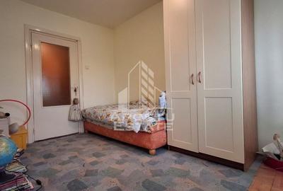 Apartament cu 4 camere decomandat, mobilat în Central - 13