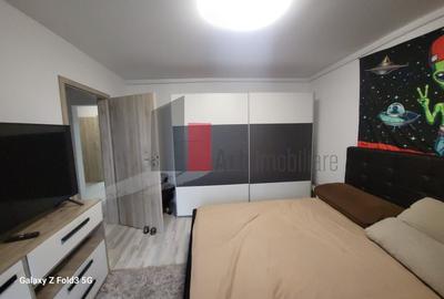 Apartament 3 camere decomandat Trapezului - 9
