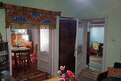 Casă cu 4 camere în Central - 5