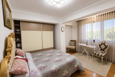 Apartament cu 2 camere decomandat în Nicolina - 1