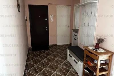 Apartament cu 3 camere decomandat în Florilor - 4
