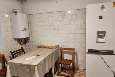 Apartament cu 3 camere semidecomandat în Central - 6