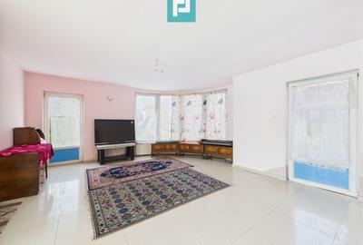 Casă individuală cu 13 camere cu Teren 187 Mp în Mehala - 7