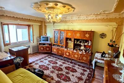 Apartament cu 3 camere decomandat în Tomis Nord
