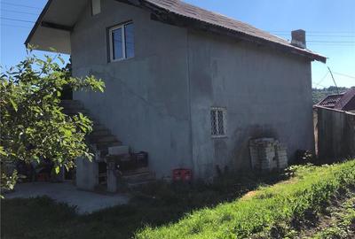 Casă cu 3 camere în Ciceu-Corabia - 10