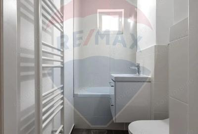Apartament cu 3 camere de vanzare in zona Central - 13