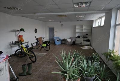 Spațiu comercial, de 100 mp, în Otopeni - 2