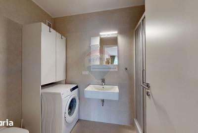 Apartament cu 2 camere semidecomandat în Tractorul - 3