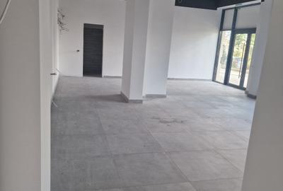 Spatiu comercial | 87 mp | 3 vitrine | EnVogue Residence - 2