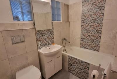 Inchiriez garsoniera recent renovata, zona Ciuperca - 3