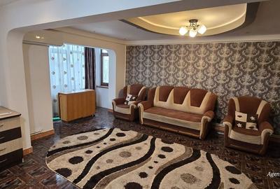 Apartament cu 4 camere decomandat în Central - 1