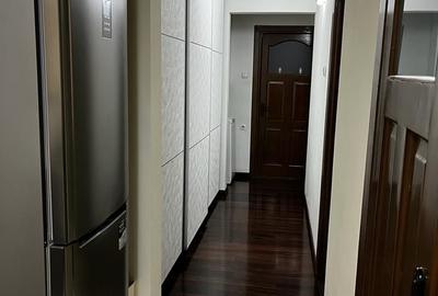 Apartament cu 3 camere decomandat în Lunei - 8