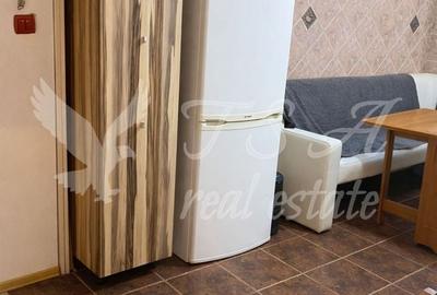Apartament cu 3 camere decomandat în Tei - 10