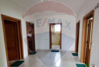 Casa in Bazna ideala pentru relaxare sau investi?i... - 7