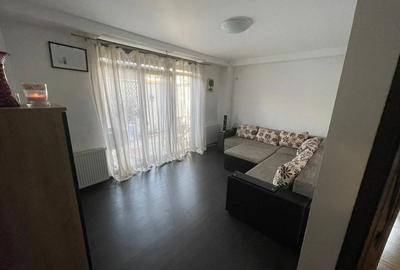 Apartament cu 2 camere ?i curte proprie, situat pe Bd. Laminorului - 4