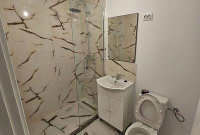 Garsonieră decomandată în Central - 2