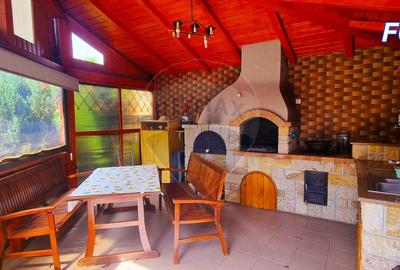 Eleganță și confort într-o casă cu personalitate - 20