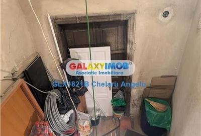 Armeneasca etaj vila 5 camere ,suprafata 183 mp, loc parcare - 44