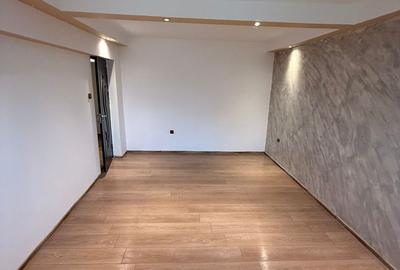 Apartament cu 3 camere decomandat în Obor - 3