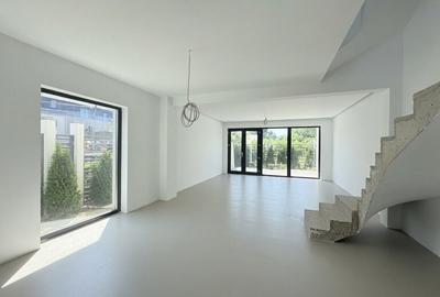 Duplex cu 5 camere cu Canalizare în Central - 9