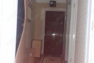 Garsonieră decomandată în Rovine - 7