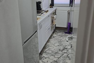 Apartament cu 3 camere semidecomandat în Central - 4