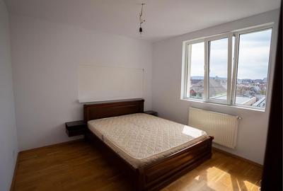 Apartament cu 2 camere decomandat în Central - 3