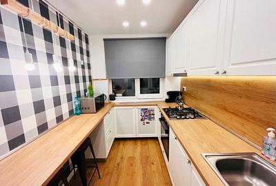 Apartament cu 3 camere decomandat în Dristor - 2