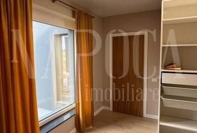 Casă cu 4 camere cu Teren 250 Mp în Central - 2