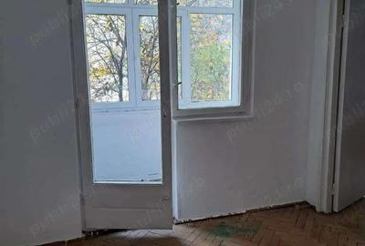 Apartament 2 camere de vanzare , M15 , Oituz , et. 1 , 39.900 euro neg - 3