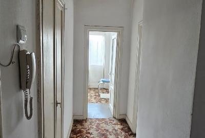 Apartament 2 cam de vânzare, ultra-central, Piața Victoriei 7, direct proprietar - 10