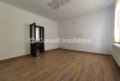 Casa cu 4 camere | 80 mp | Zona strazii Bucuresti - 3