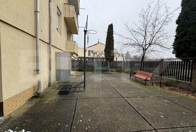 Apartament cu 3 camere în Semicentral