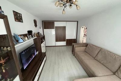 Apartament cu 2 camere semidecomandat în Aleea Trandafirilor - 3