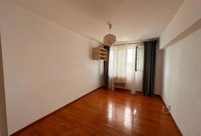 Apartament cu 2 camere decomandat în Mihai Bravu - 2