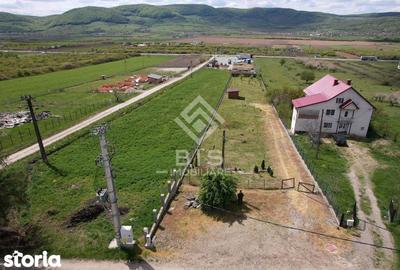 Teren de 2200 mp, în Șieu