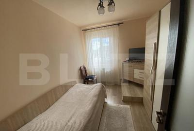 Casa de vanzare, spatiu comercial in suprafata 220 mp, in l - 17