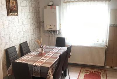 Apartament cu 3 camere decomandat în Micro 2 - 2