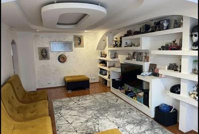 Apartament cu 3 camere decomandat în Central - 6