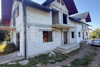 Casa Duplex la rosu, 222 mp utili, teren 423 mp, Burdujeni, Suceava - 4