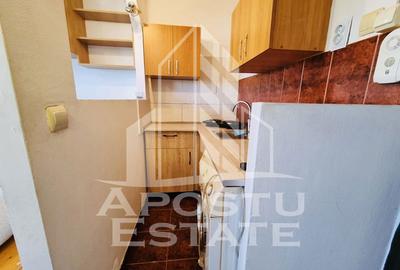 Garsonieră nedecomandată în Olimpia-Stadion - 1