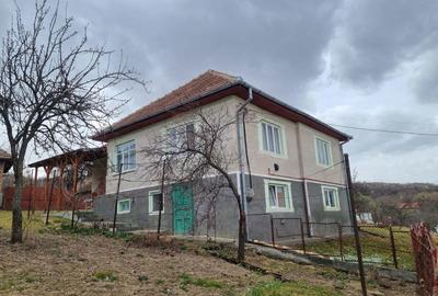 Casă cu 3 camere cu Teren 1242 Mp în Gheorghieni - 2