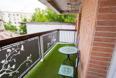 Apartament cu 2 camere semidecomandat, mobilat în Giurgiului