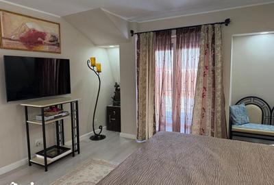 Casă cu 5 camere cu Teren 250 Mp în Central - 2