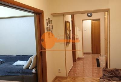 Apartament cu 3 camere decomandat, mobilat în Sebastian - 2