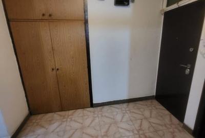 Apartament cu 3 camere decomandat în Rahova - 8